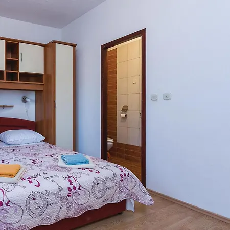 Stunning In With Kitchen *